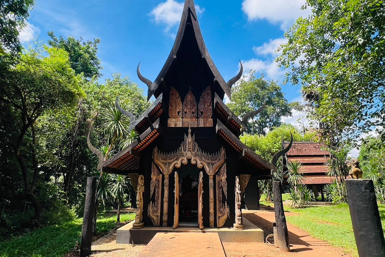 Chiang Rai : Transfert privé vers Chang Mai avec visite de temples