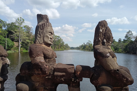 From Siem Reap: Private Customizable Tour with Guide 1-Day Private Tour
