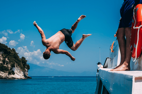 Phuket: Crociera in barca per la pesca d&#039;altura sull&#039;isola di Racha