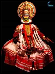 fort cochin entrance kathakali dance performance