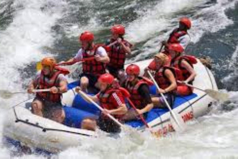 Rafting na białej wodzie