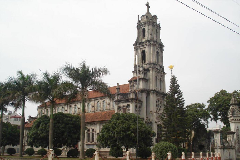 Hanoi: Military History Museum, Hoa Lo Prison & Gardens Tour Small Group: All-In-One Tour: Highlights & Train Street