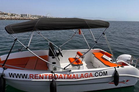 Benalmádena: Boat rentals with no license needed. 2 hours rental