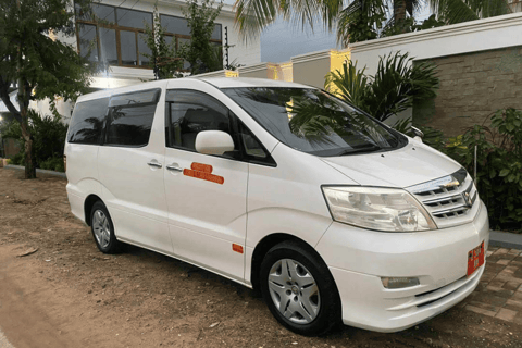 Zanzibar: Upphämtning på flygplatsen och privat taxi till valfri destinationZanzibar: Privat flygplatstransfer