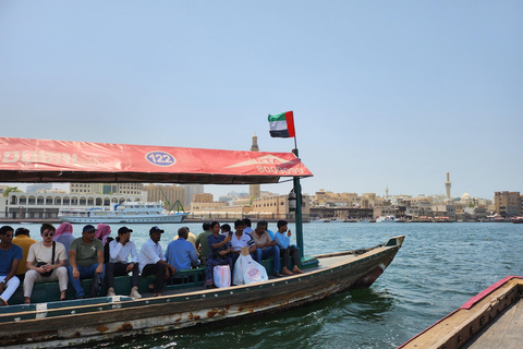 Dubai: Old Town Tour with Museums, Souks, and Boat Trip Tour in German