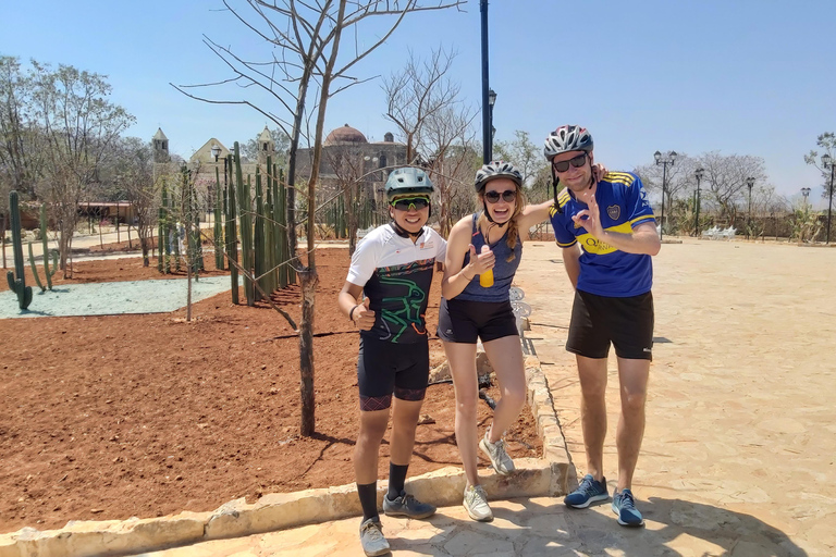 Cykeltur &quot;Las Nieves&quot; Monte Albán, Arrazola, Cuilapam 6 timmarOaxaca: &quot;Las Nieves&quot; halvdagsutflykt på cykel