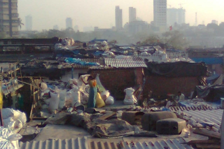 Wycieczka z Bollywood Slum TourInny język
