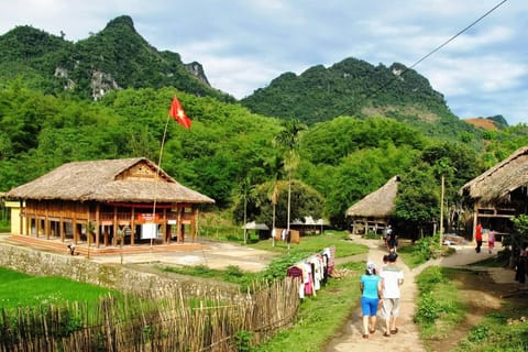 Hanoi: 4-Day Vietnam's Northern Hidden Gems Tour - Image 2