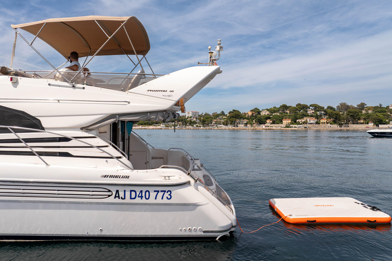 Juan-les-Pins: Boat rental to the Lérins Islands with a skipper Full day – 8 hours