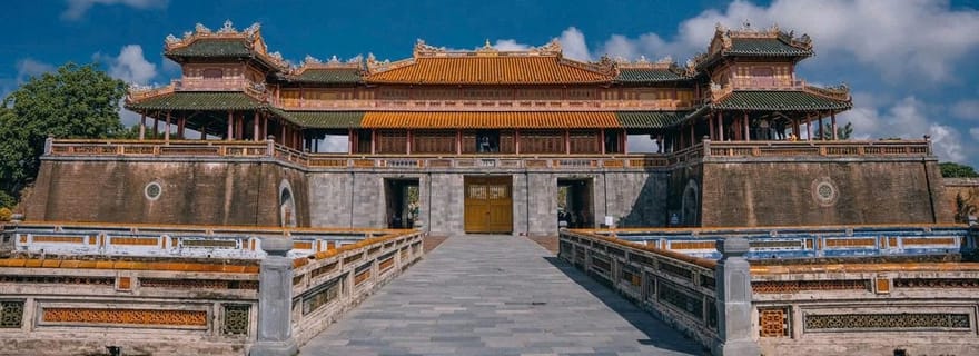 Da Nang : transfert privatif vers Hué avec arrêts facultatifs