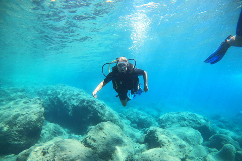 Santorini: Experiência de mergulho com cilindro na caldeira vulcânicaMergulho autônomo