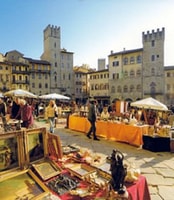 Arezzo e Cortona, tour di un giorno intero di Deluxe Van - Hizvo