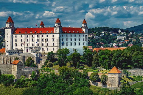 Tour privado de un día de Budapest a Bratislava