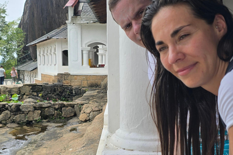 Kandy: Polonnaruwa, Sigiriya & Dambulla Private Tour