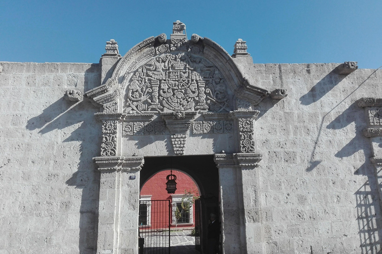 Arequipa: City Tour and a visit to the Monastery of Santa Catalina Arequipa: City Tour and Visit to the Santa Catalina Monastery