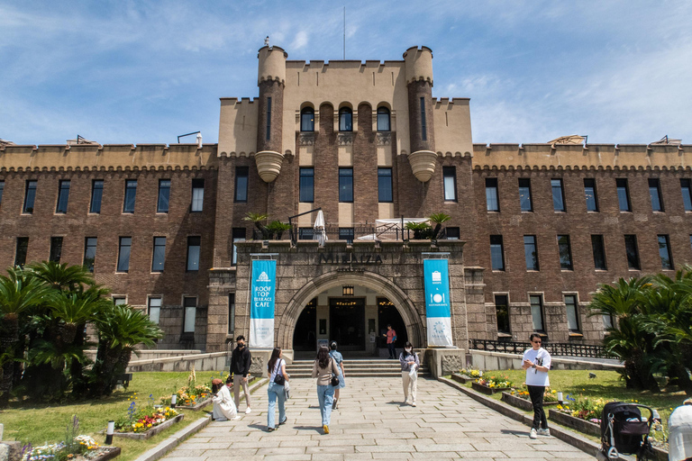 Osaka: Osaka Castle & Samurai History Walking Tour Small Group Tour with Entrance fee