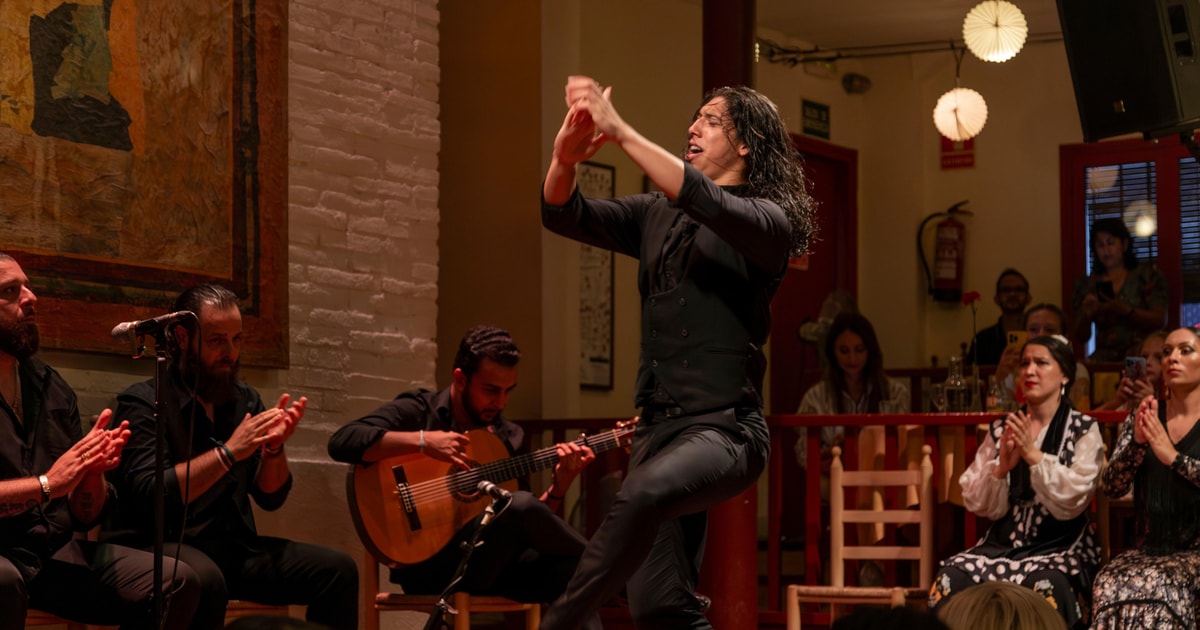 バルセロナ：タブラオ デ カルメンでのディナー付きフラメンコ ショー