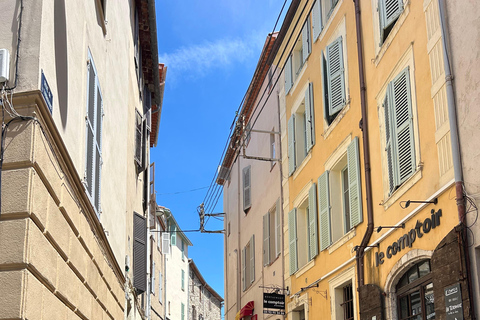 Cannes: Tour Cannes & Antibes in a 1956 Cadillac Cabriolet Private hire