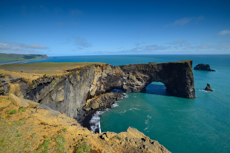 South Coast Private tour with Black Pizza & Glacier Hike