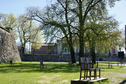 Oslo in War and Peace – A Walk Through Contrasts