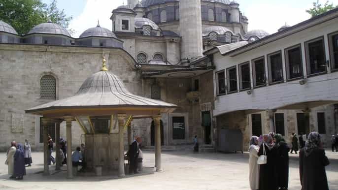 istanbul eyup – the ottoman district walking tour