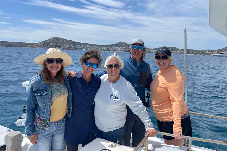 Atenas: Experiencia de pesca en barco con comida marinera