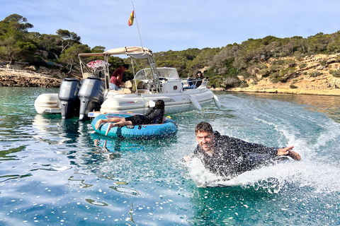 Mallorca: Barco Náutico Privado. Efoil ALMUERZO Bebidas SUP