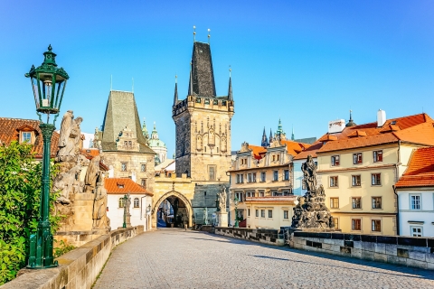 Prag: 3-stündige Biertour und tschechisches AbendessenPrivate Tour auf Spanisch mit Hotelabholung