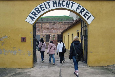 De Prague: visite privée du camp de concentration de Terezin