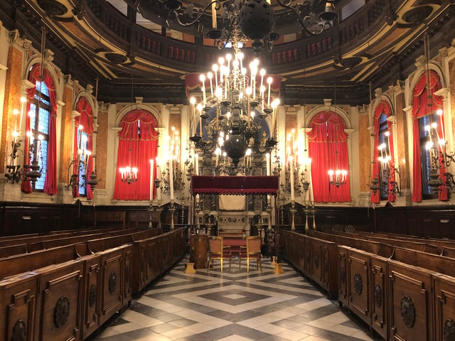 Jewish Ghetto and Synagogues private tour.