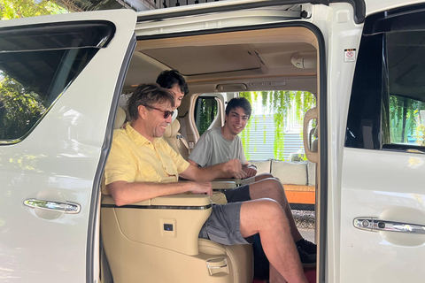 Phnom Pehn - Oudong Mountain & Siem Reap Taxi Transfer