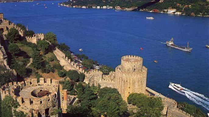 bosphorus boat cruise two continents tour with lunch