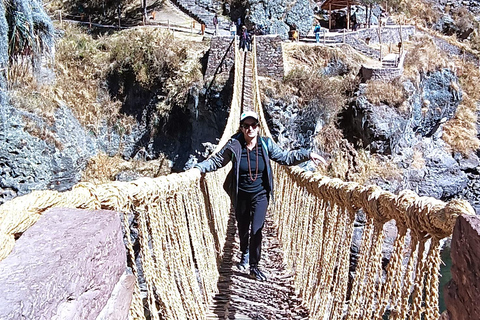 Qeswachaka – most Inków – prywatna wycieczka całodziennaQeswachaka Puente Inca – prywatna wycieczka na cały dzień