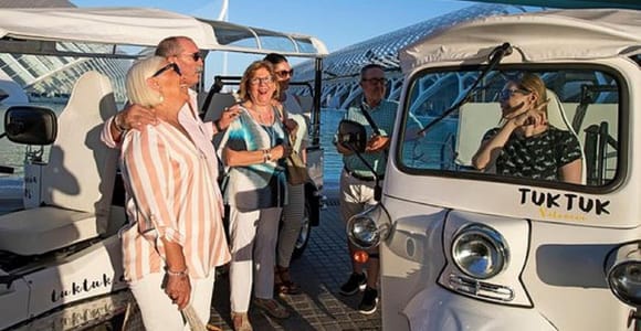 Valencia: Komplette Tuk-Tuk Tour durch die Stadt