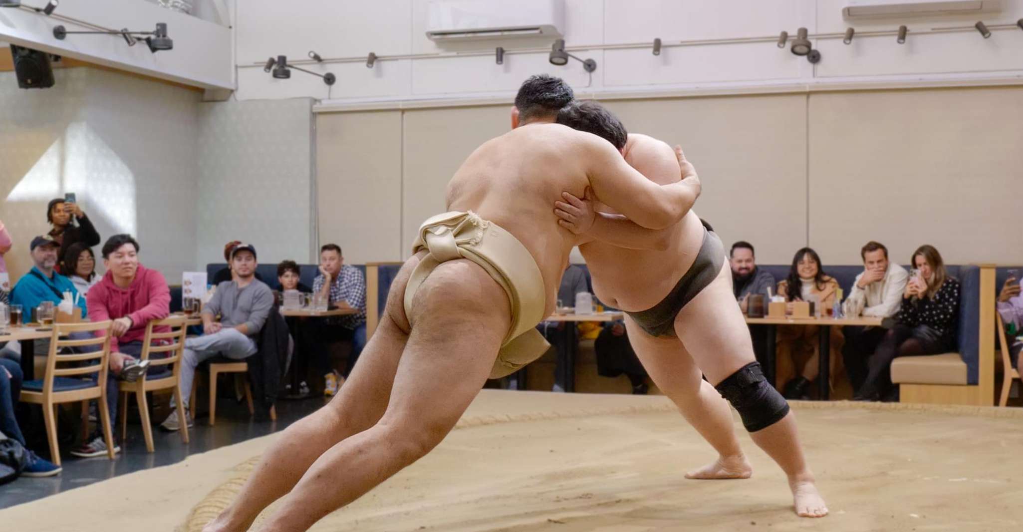 Tokyo: Sumo Show Including Lunch photo 3