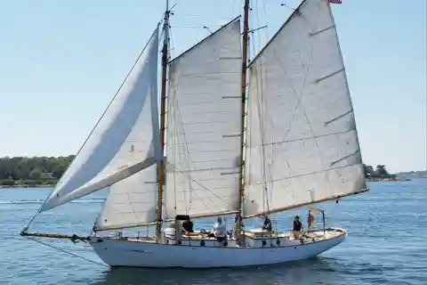 Private Afternoon Charter on Heart's Desire in Casco Bay