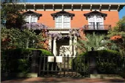 History and Southern Hospitality Homes Walk