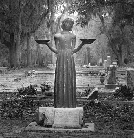 Savannah: Mitternacht im Garten von Gut und Böse Spaziergang