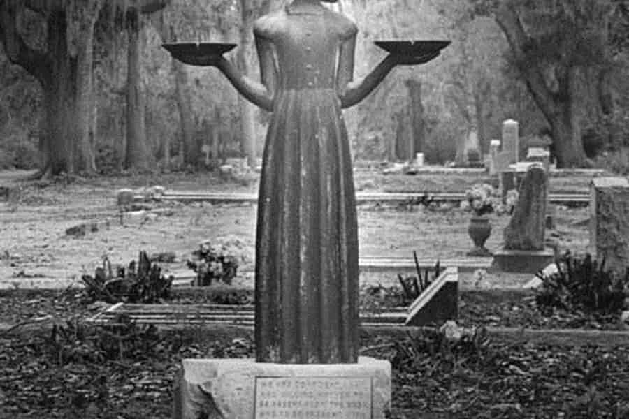 Savannah: Mitternacht im Garten von Gut und Böse Spaziergang. Foto: GetYourGuide