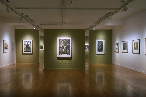 Delhi: Museums Tour with Curator-Led Session & Pickup