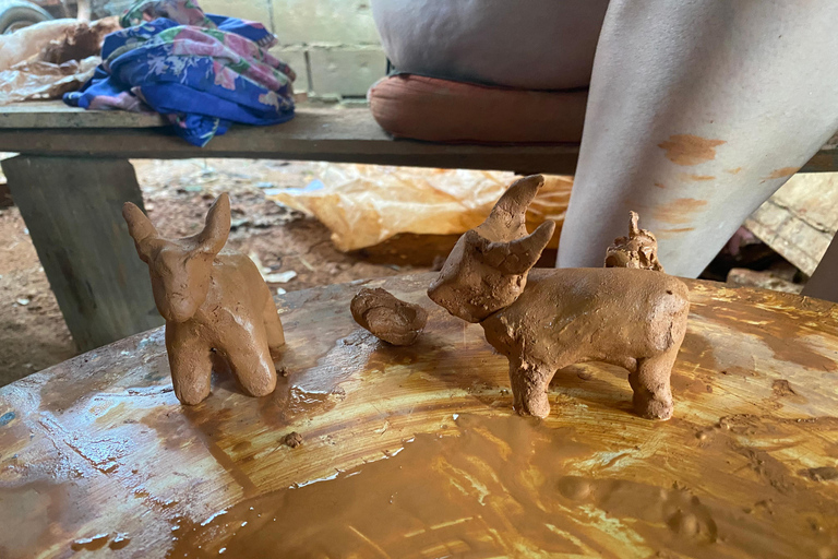 Luang Prabang: Half-Day Cycling & Pottery Experience