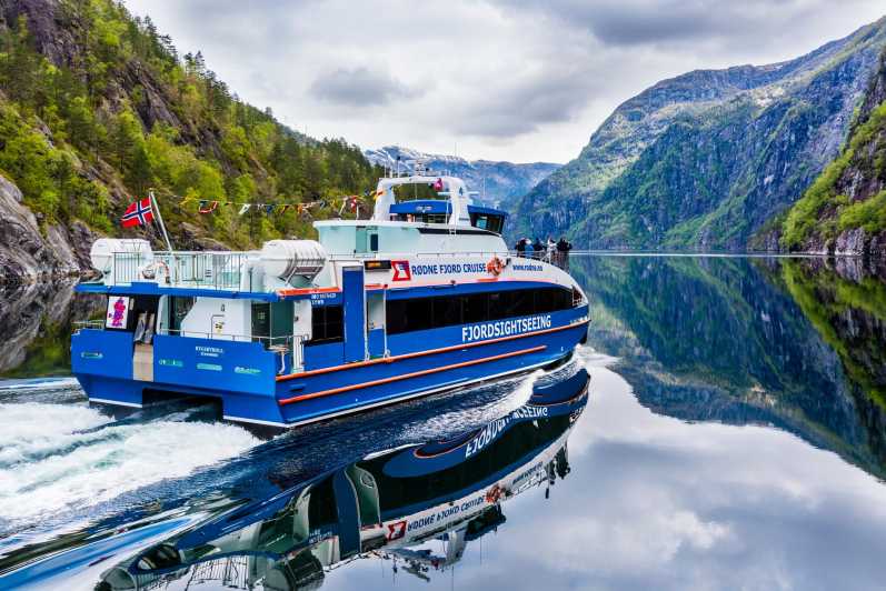 Fra Bergen: Naturskønt fjordkrydstogt til Mostraumen