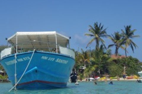 St Maarten: Round the Island Cruise on the Santino