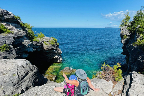 2 Day Discover Tobermory: Kayaking and Camping Adventure