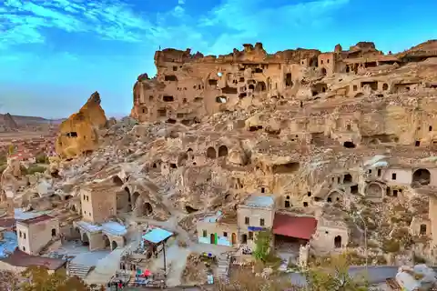 Cappadocia South Tour: Underground City Tour with Lunch