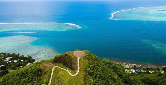 Moorea Cruise Ships: 4x4, Belvedere, Magic Mountain Pineapple