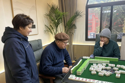 Guilin: Private Mahjong Lesson with Tea & Local Food Walk