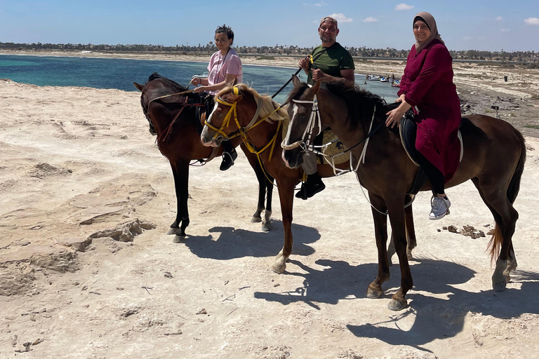 Djerba: 1,5-stündiger Ausritt an den Stränden der Insel und durch die Lagune