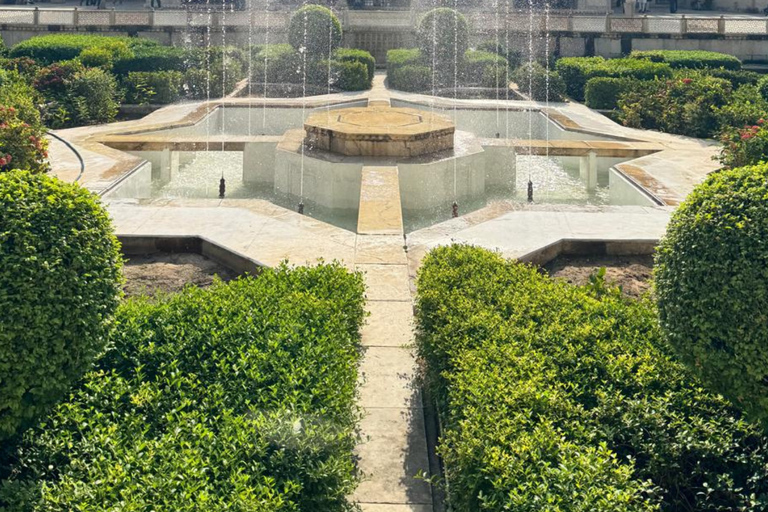 2-Day Jaipur Heritage Tour with Samode Palace & Village Private Jaipur & Samode Tour (Car + Guide + Samade Entry)