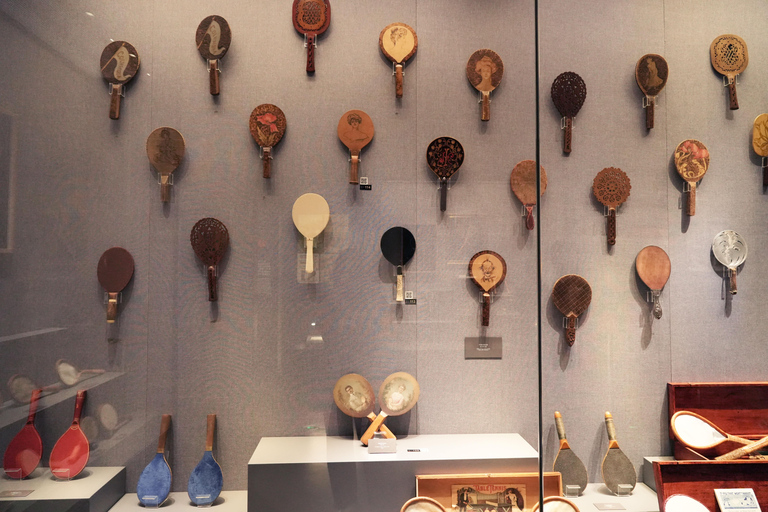 Shanghai: Table Tennis Museum Tour with Practice Session